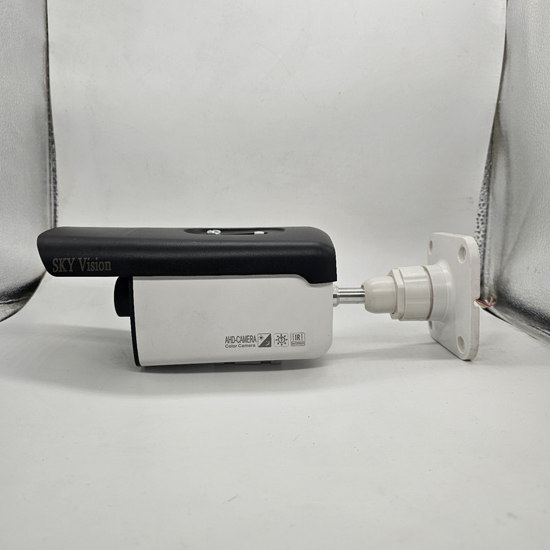 ماکت دوربین مداربسته اسکای ویژن مدل چراغ دار