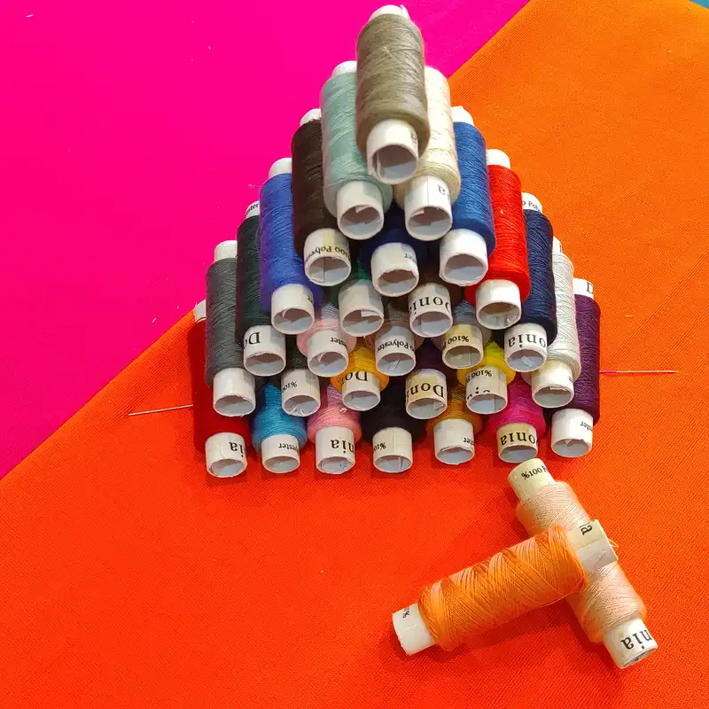 نخ خیاطی دنیا مدل R30 بسته 30 عددی