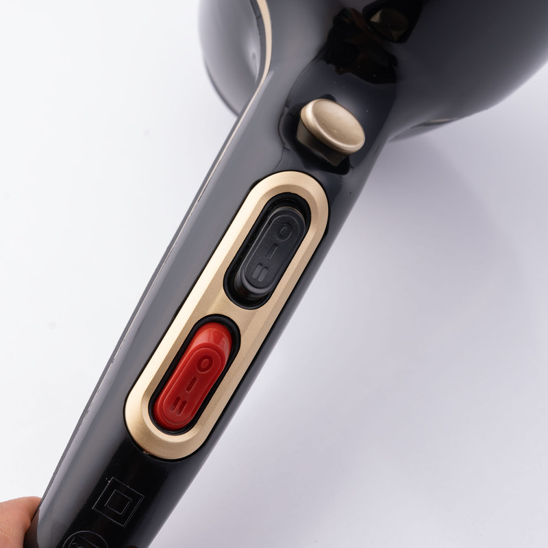 سشوار حرفه ای جی دبلیو مدل X10