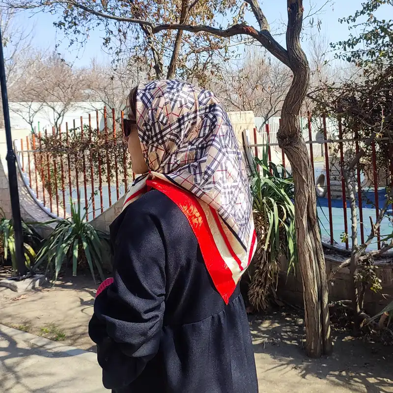 روسری زنانه مدل ساتن کد 134