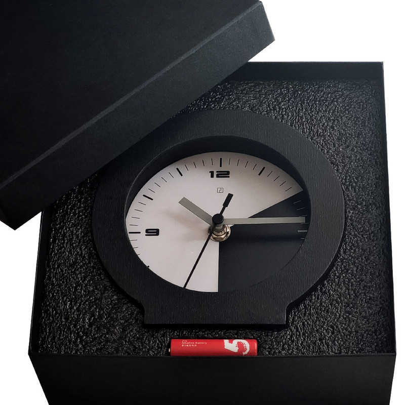 ساعت رومیزی عقربه‌ای مدل Eclipse کد B151001