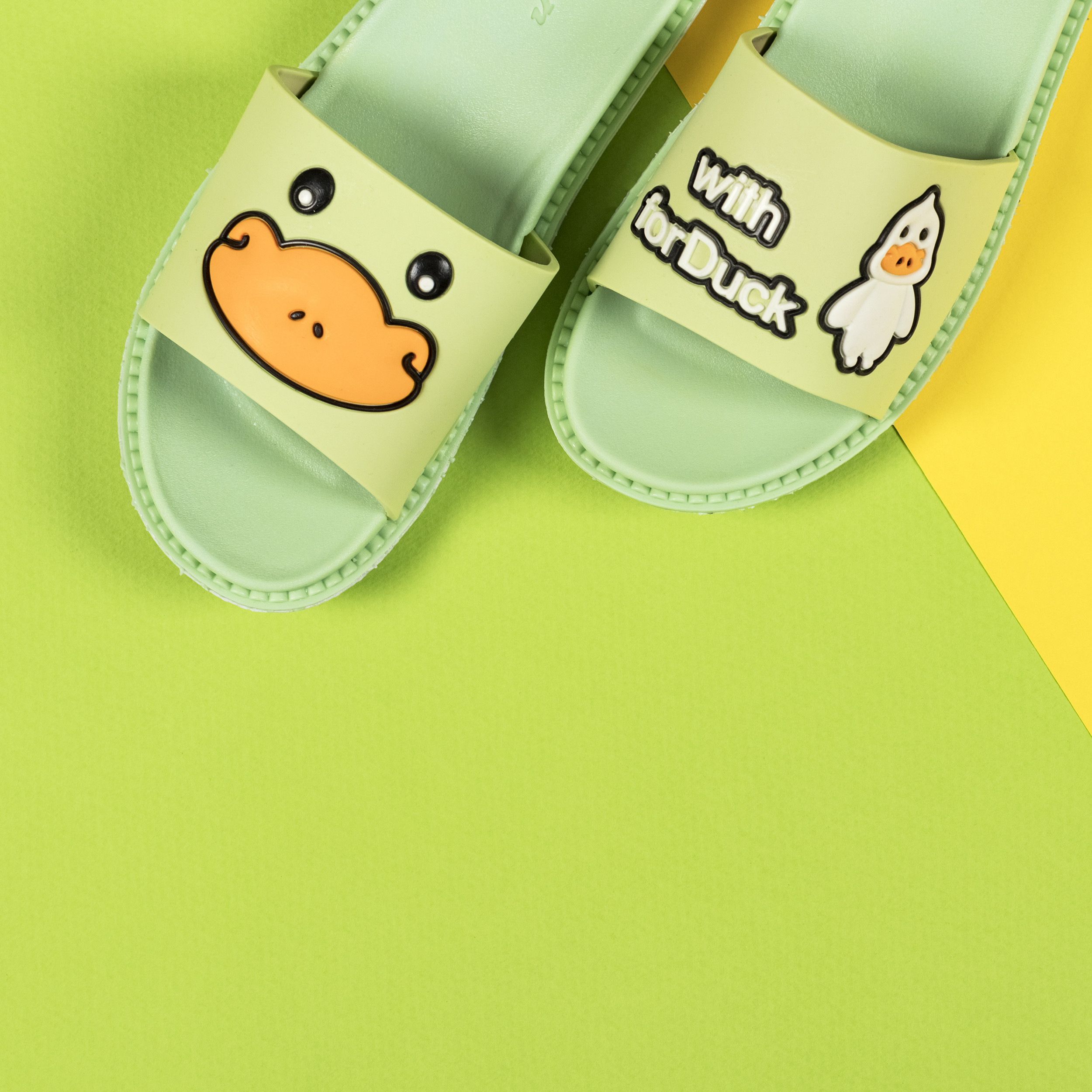 دمپایی زنانه پایون مدل With For Duck GRN.2836