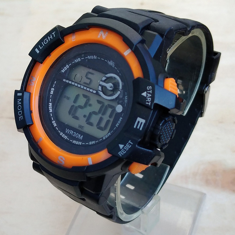 ساعت مچی دیجیتال پسرانه مدل اسپرت کد 3240