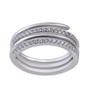 انگشتر نقره زنانه بازرگانی میلادی مدل آبکاری رادیوم مدرن فول نگین بدون ریزش کد AWR_306