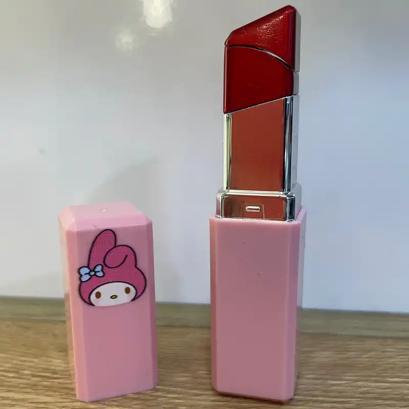 فندک مدل رژ لب فانتزی