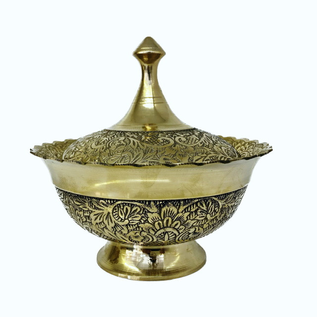 قندان برنجی مدل 800190011
