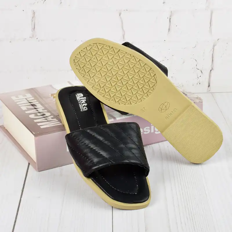 صندل زنانه نیکتا مدل استیچنگ BK.4055