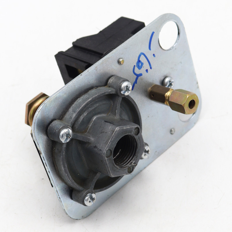 کلید اتومات کمپرسور هوا سامکو مدل سه فاز کد YP-03