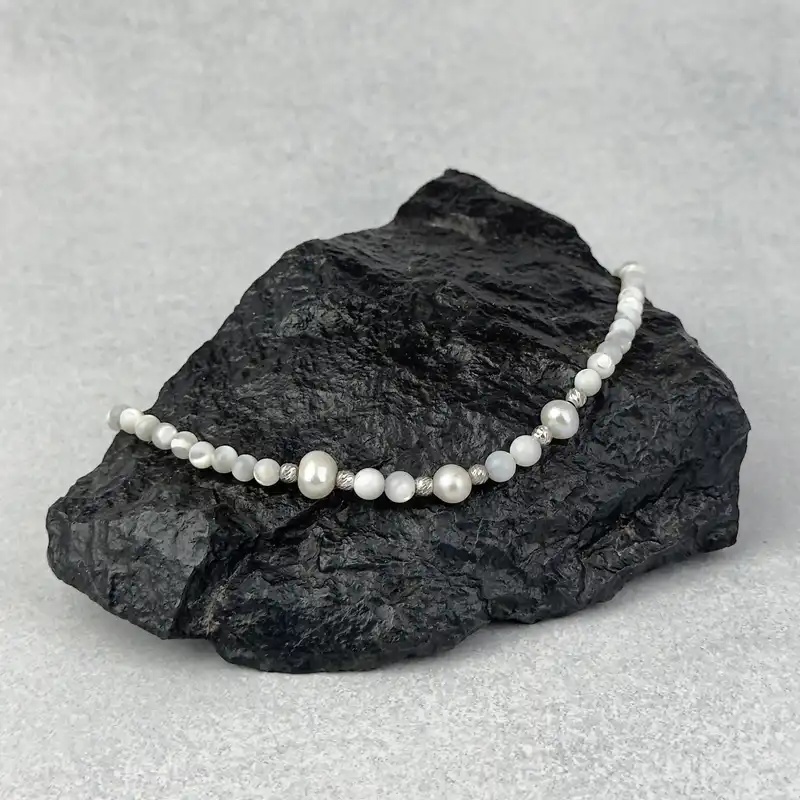 پابند زنانه مدل سنگ صدف و مروارید