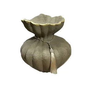 گلدان رزینی کد ۳۲۳