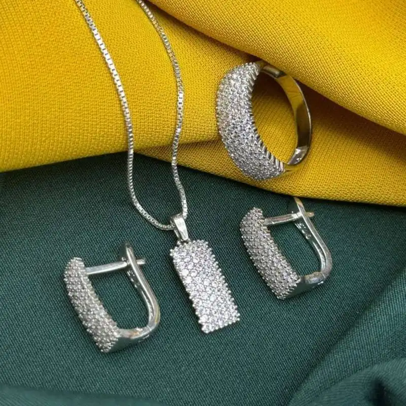 نیم ست نقره زنانه مدل پرنس BS 18