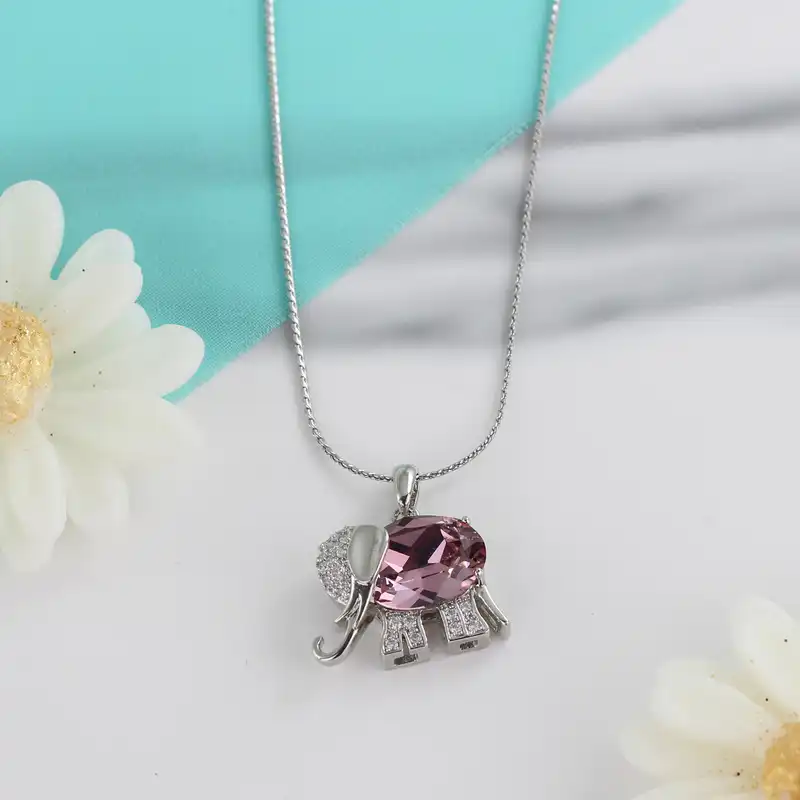 گردنبند زنانه مدل فیل هندی کد BB423