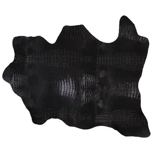 چرم طبیعی مدل بزی کورکودیل کد 02G101C