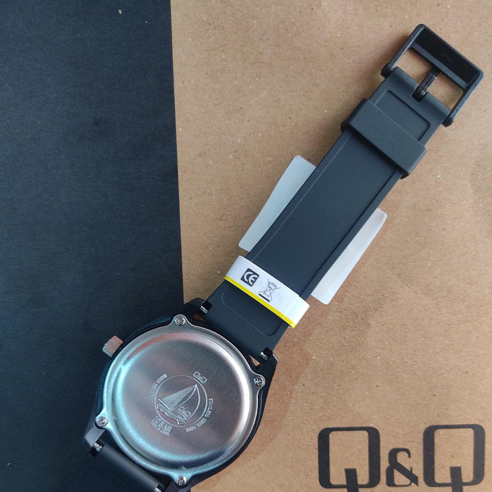 ساعت مچی عقربه ای کیو اند کیو مدل VS68J004Y -  - 5