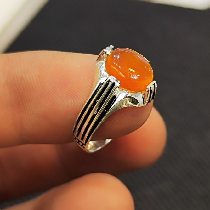 انگشتر نقره مردانه مدل عقیق یمانی کد 4000