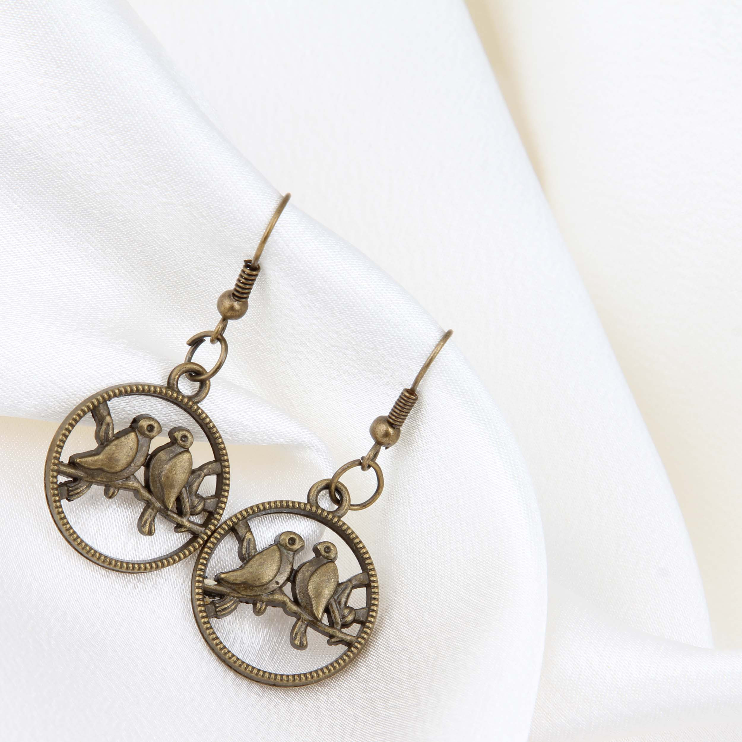 گوشواره دخترانه بازرگانی میلادی مدل پرنده کد GZN_274 گوشواره دخترانه بازرگانی میلادی مدل پرنده کد GZN_274