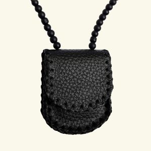 نقد و بررسی گردنبند آدلی مدل چرم طبیعی پژال مهره دار کد 206 توسط خریداران