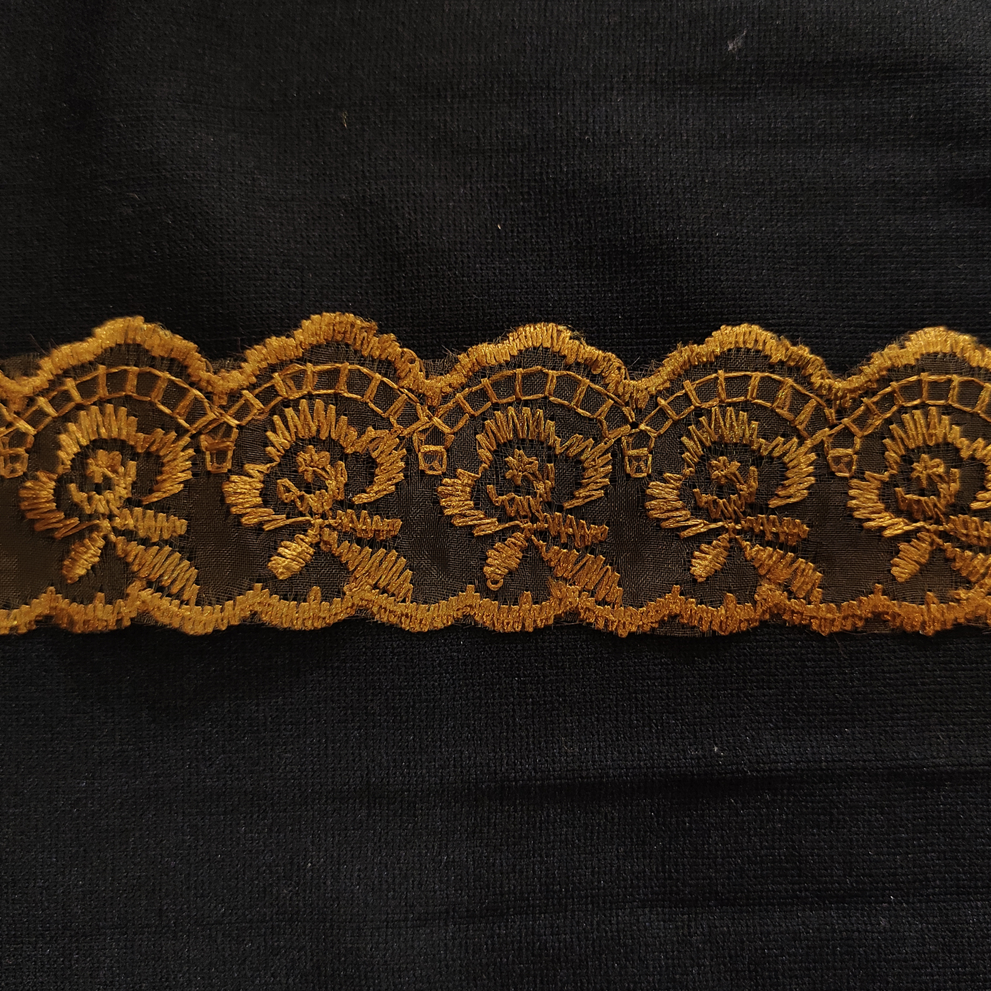 نوار یراق مدل تور ارگانزا A طول 3 متر