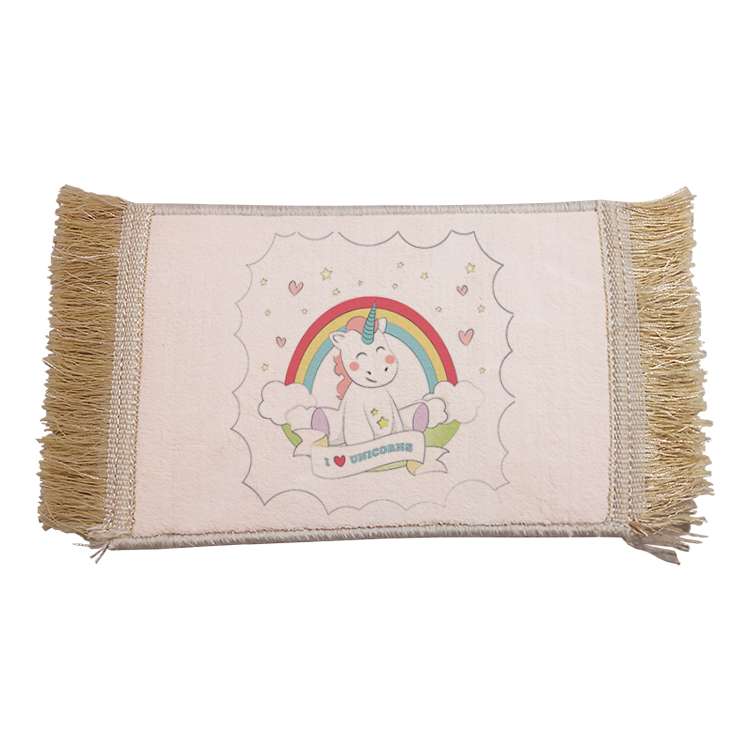 فرش ماشینی دیوارکوب مدل یونیکورن کد 31