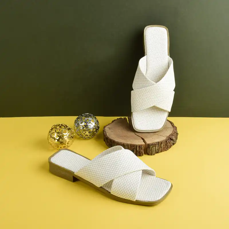 صندل زنانه نیکتا مدل  شطرنجی کد WH.2872