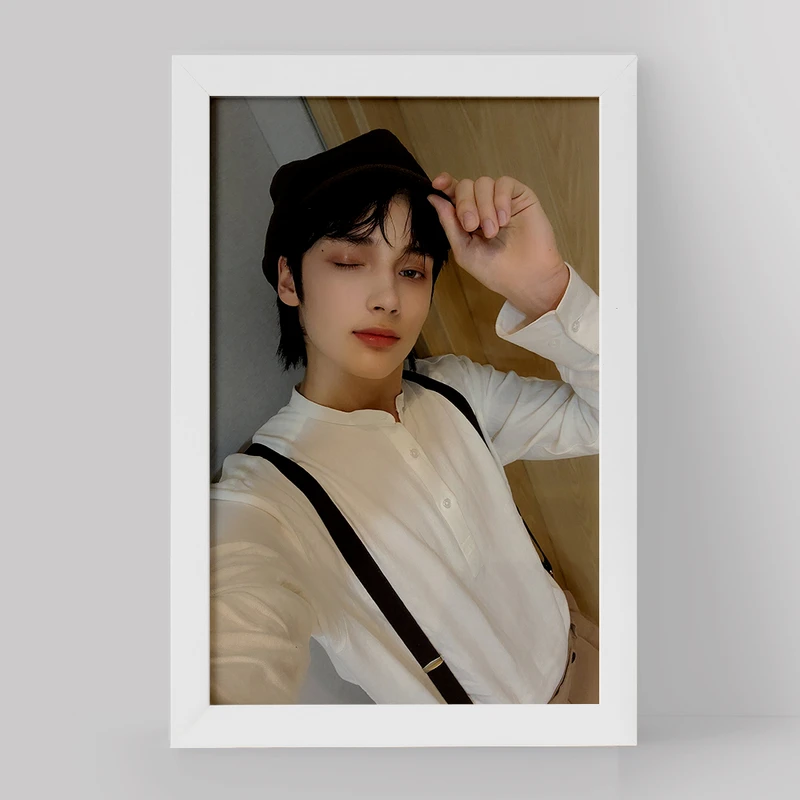 تابلو خندالو مدل هیونینگ کای گروه تی اکس تی TXT کد 20013