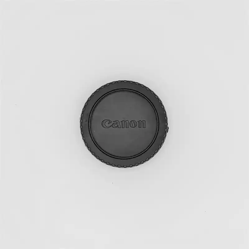 درب بدنه و پشت لنز کانن مدل01