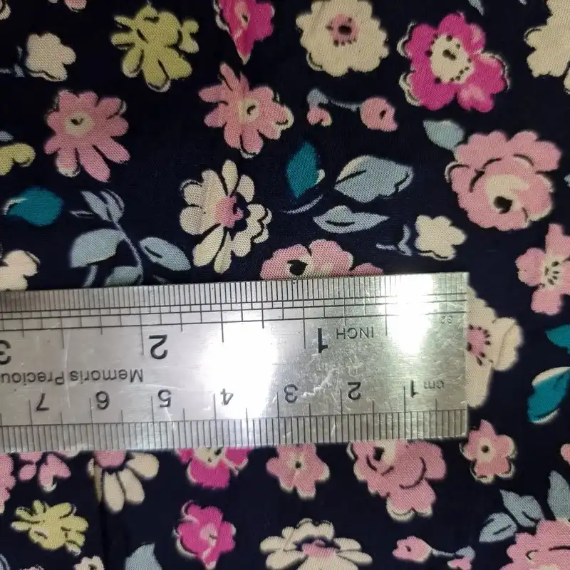 پارچه لباس مدل کودری نخی طرح گلگلی