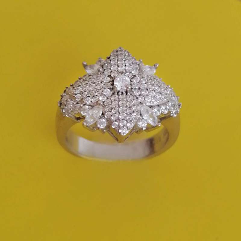 انگشتر نقره زنانه مدل Gh51