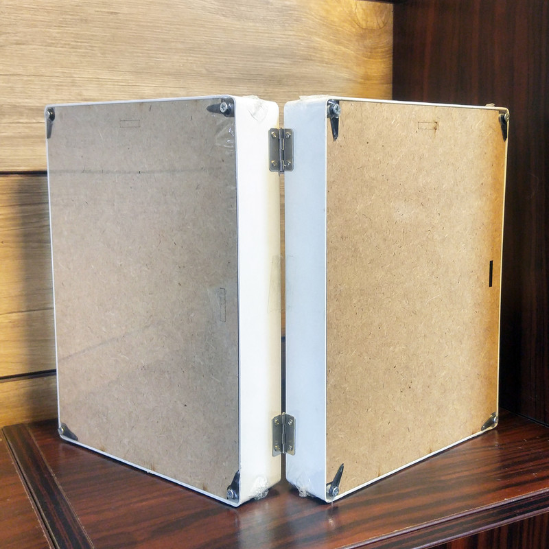 قاب عکس مدل 16212 سایز 16×21 سانتی متر