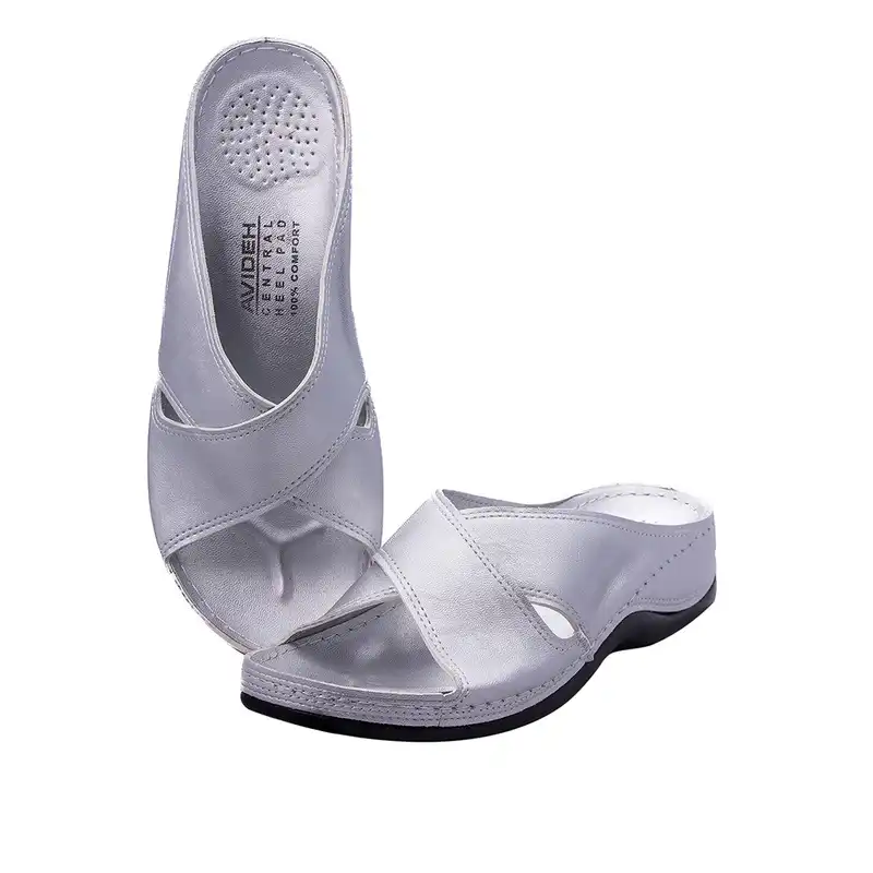 دمپایی زنانه آویده کد 245 رنگ نقره ای