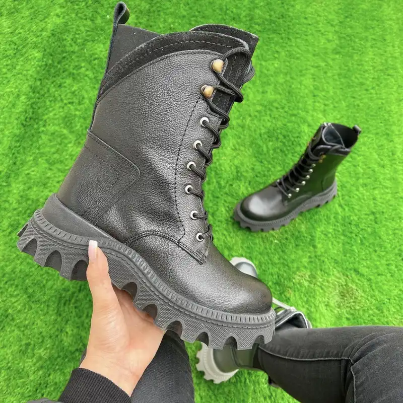 نیم بوت زنانه کد p10-c202