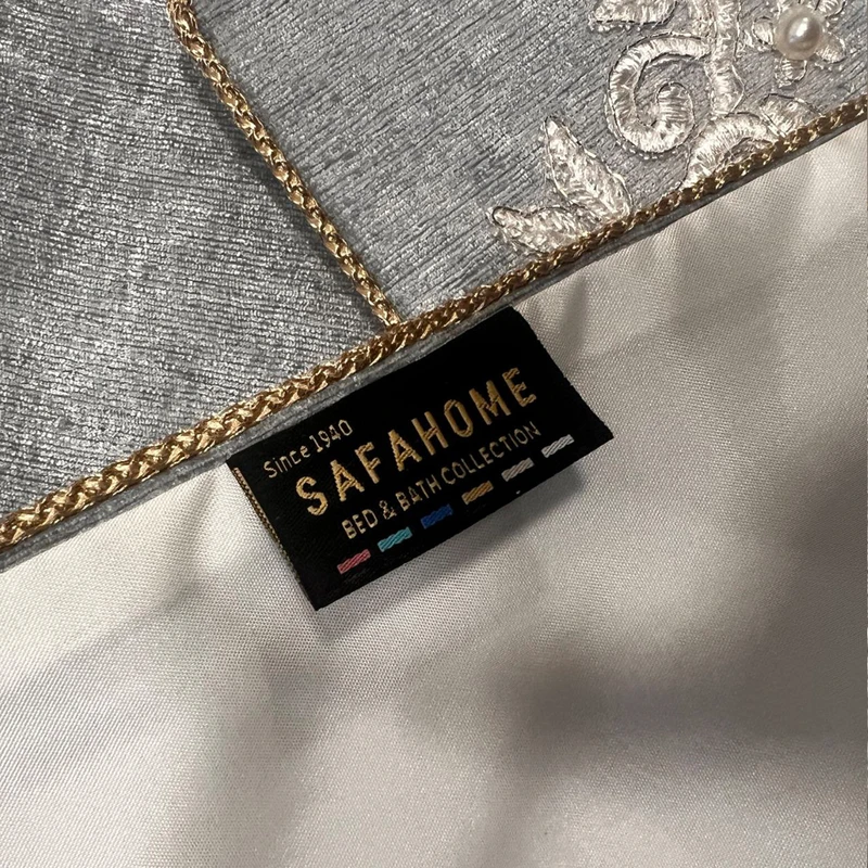 عکس شماره 2 : جانماز صفاهوم مدل گیپور طرح تالیا ساده