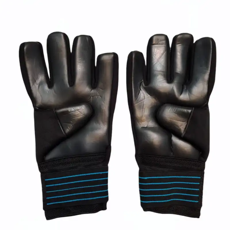 دستکش دروازه بانی مدل PRO03