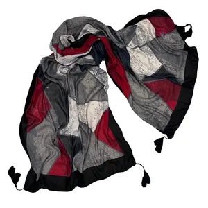 شال زنانه مدل طرح دار