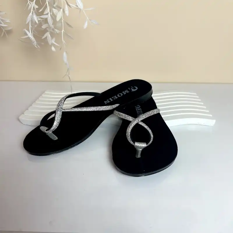 دمپایی لاانگشتی زنانه مدل آلفا 17 رنگ مشکی