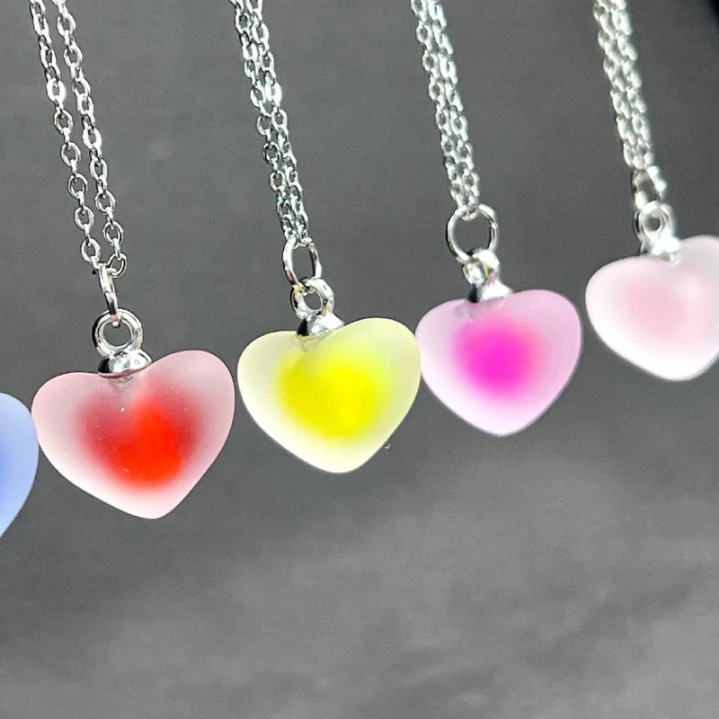 عکس شماره 6 : گردنبند مدل قلب یخی