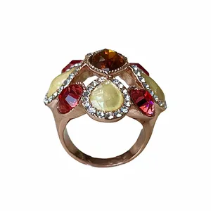 انگشتر زنانه مدل نگینی 12