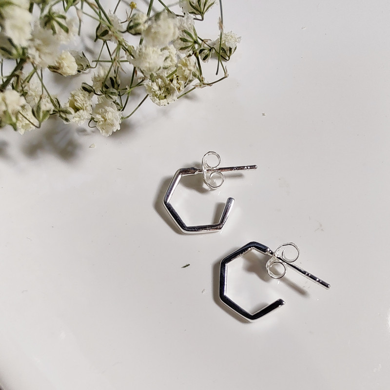 گوشواره نقره زنانه مدل مینیمال 369