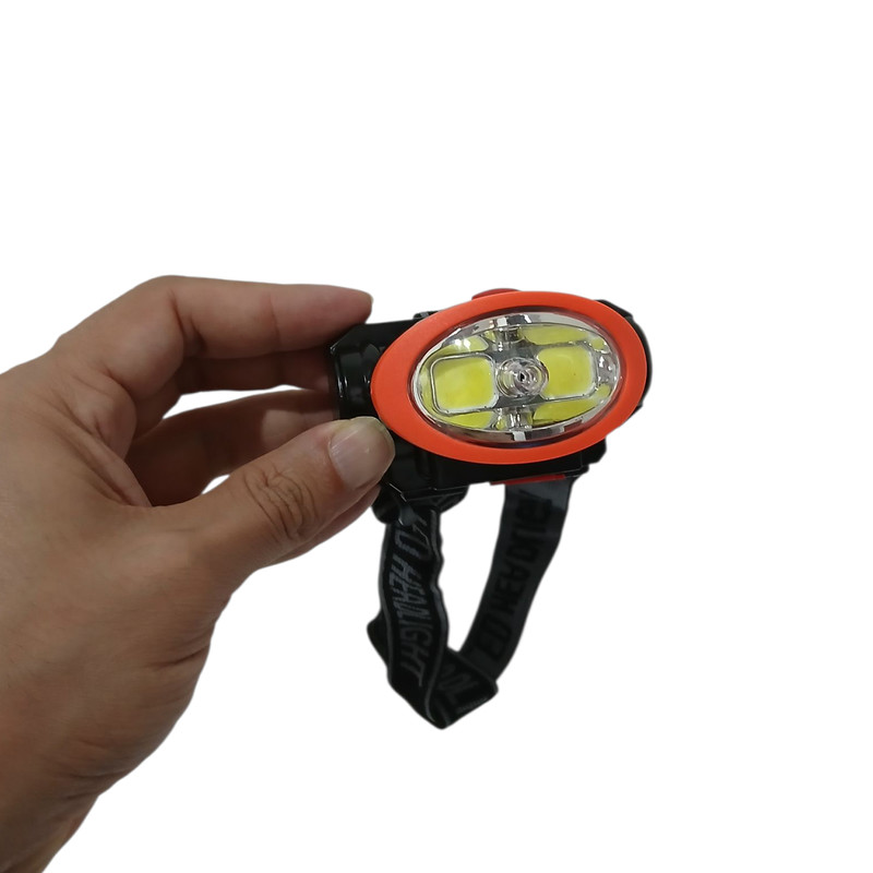چراغ پیشانی مدل شارژی کد 0520 با نور مهتابی