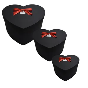 جعبه هدیه مدل قلب کد 1141 مجموعه 3 عددی