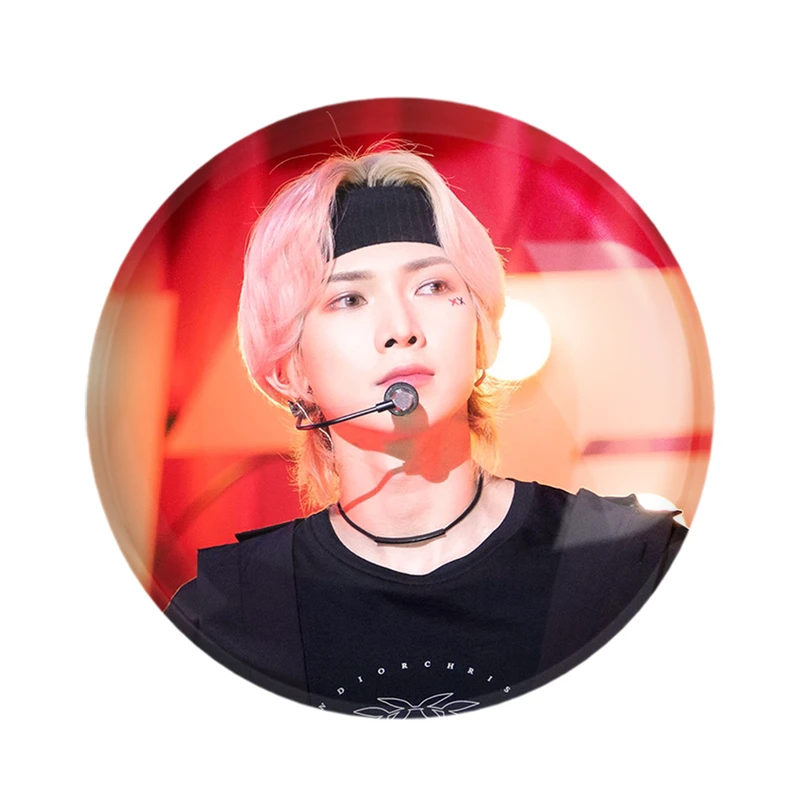 مگنت خندالو مدل یوسانگ گروه ایتیز ATEEZ  کد 21226