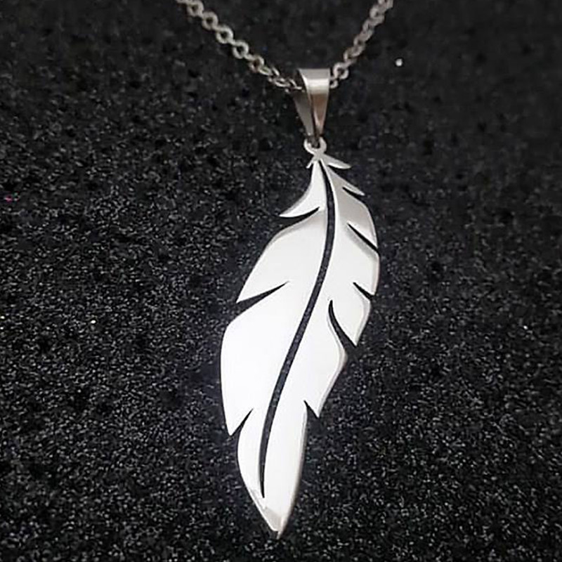 نیم ست نقره زنانه مدل پر کد AB001 نیم ست نقره زنانه مدل پر کد AB001