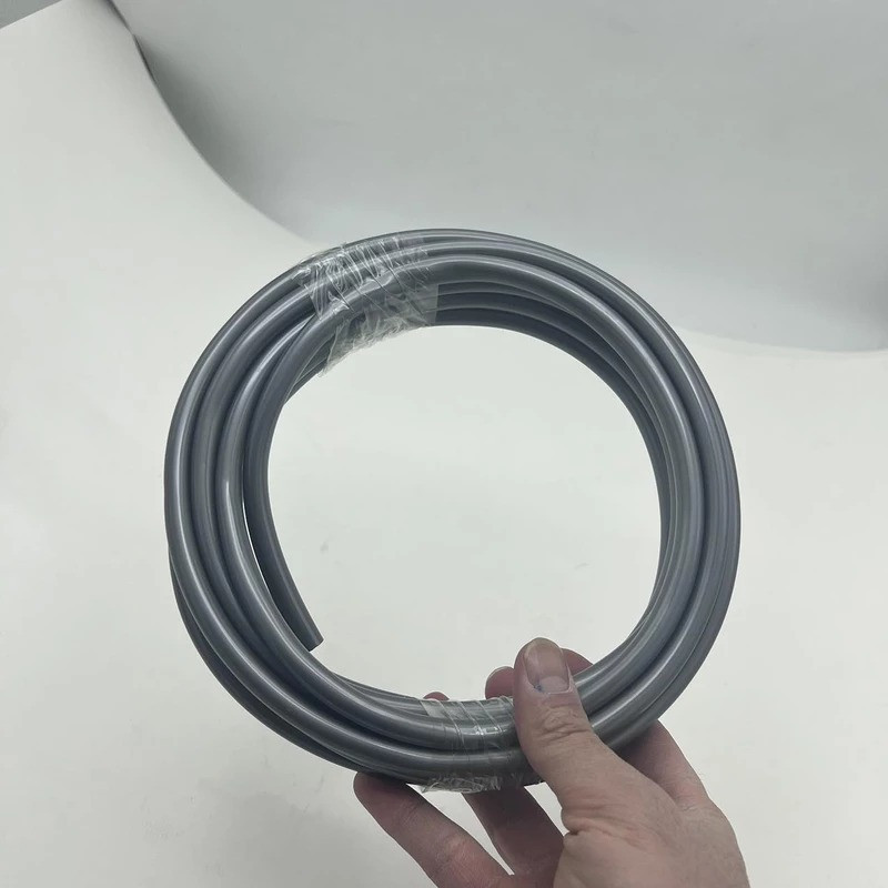 کارواش شارژی مدل ِDB به همراه باطری اضافی کارواش شارژی مدل ِDB به همراه باطری اضافی