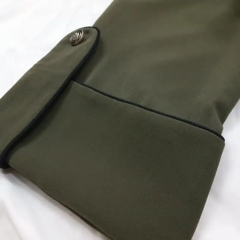 مانتو شلوار زنانه مدل آستین پاکتی کد 3000 رنگ سبز یشمی