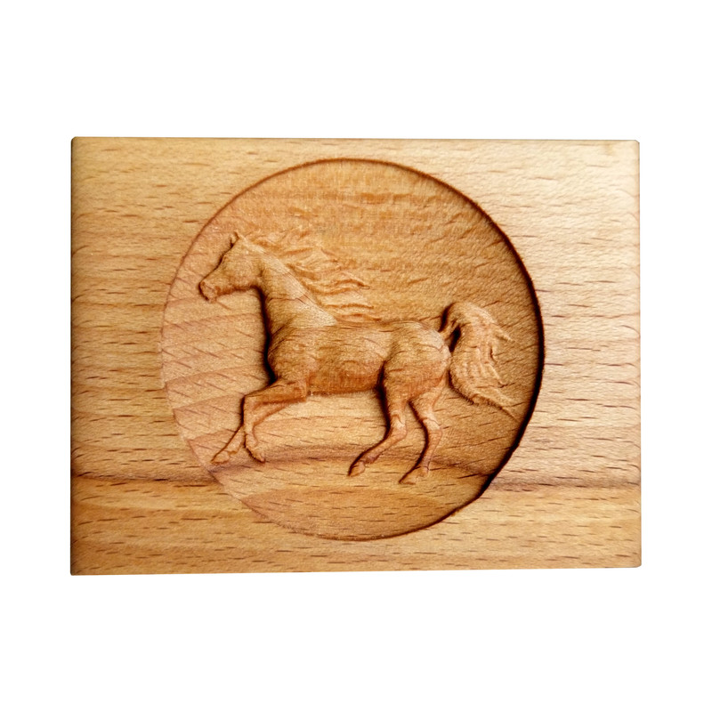 تابلو رومیزی طرح اسب منبت فانتزی کدH01 - برند چوبیرو