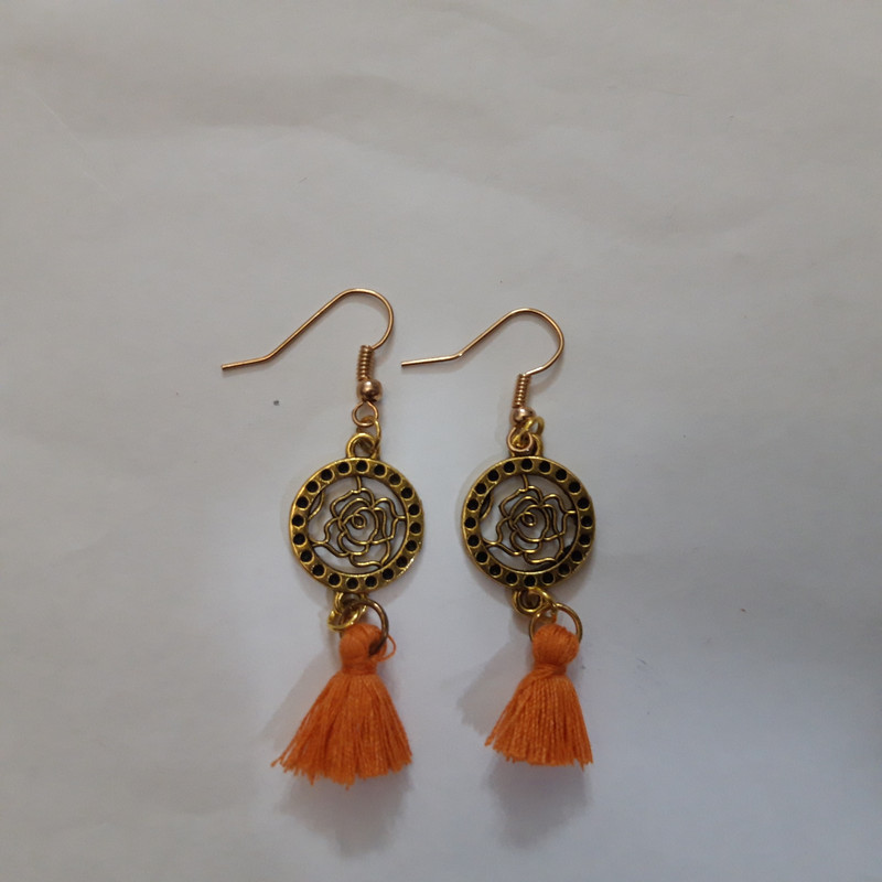 گوشواره دخترانه مدل رز منگوله دار