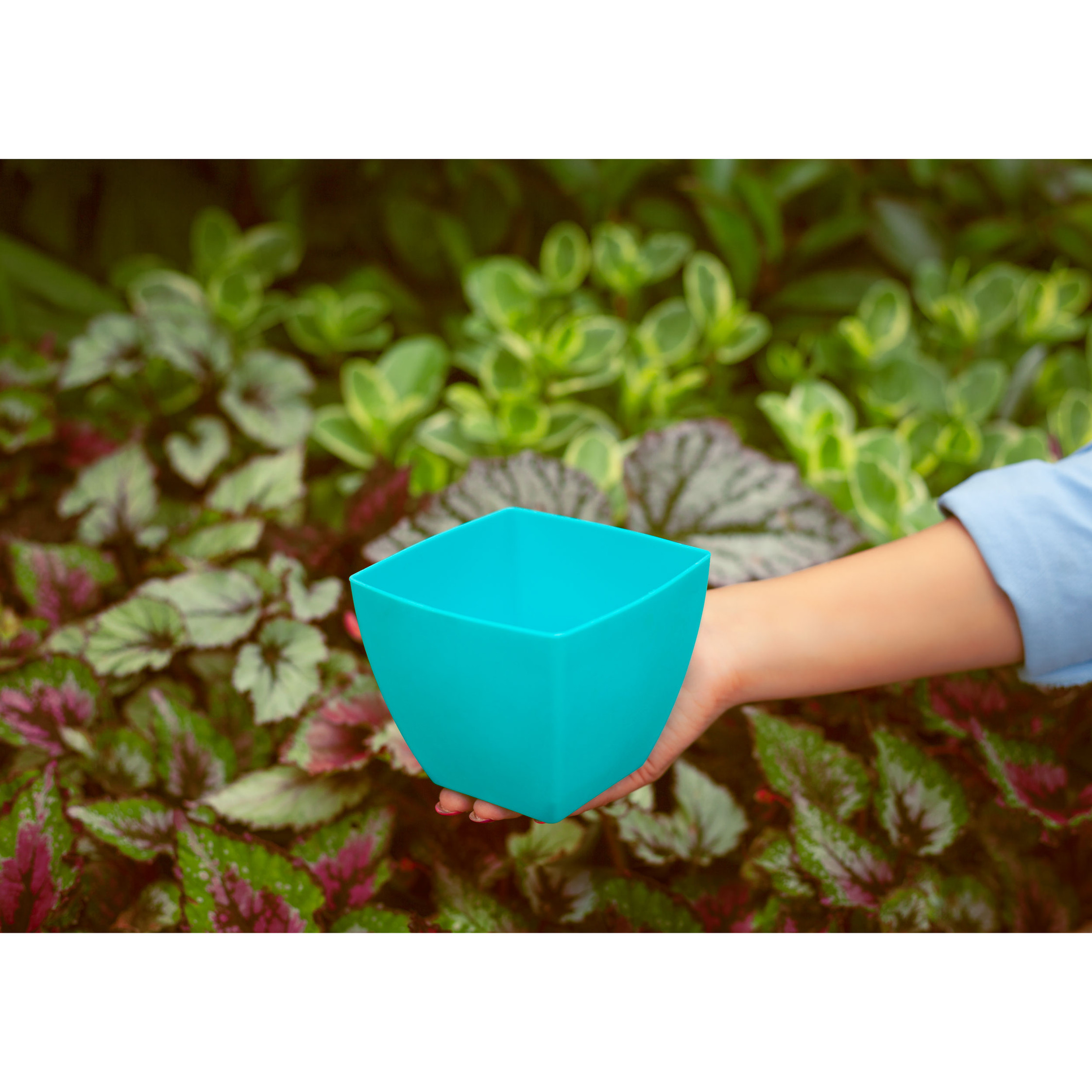 گلدان مدل پلاستیکی مربع کد 010 گلدان مدل پلاستیکی مربع کد 010