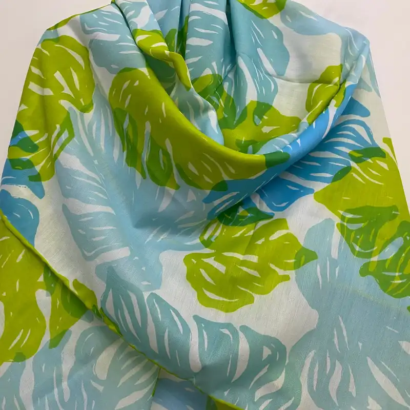 روسری زنانه مدل نخی چهارفصل قواره بزرگ کد 1666