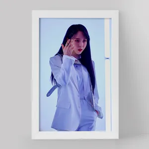تابلو خندالو مدل مونبیول گروه مامامو Mamamoo کد 19414