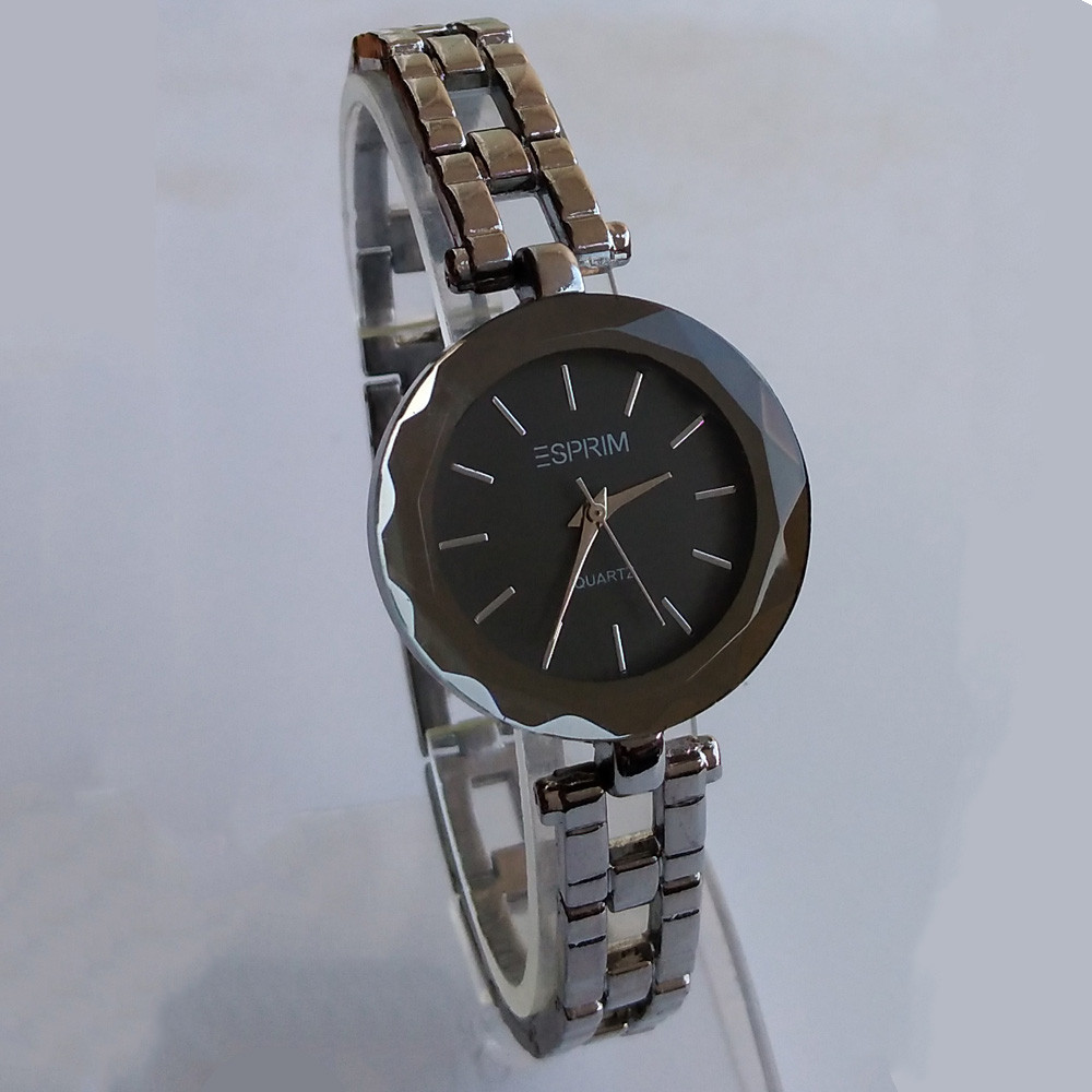 ساعت مچی عقربه ای دخترانه مدل بندفلزی کد 28